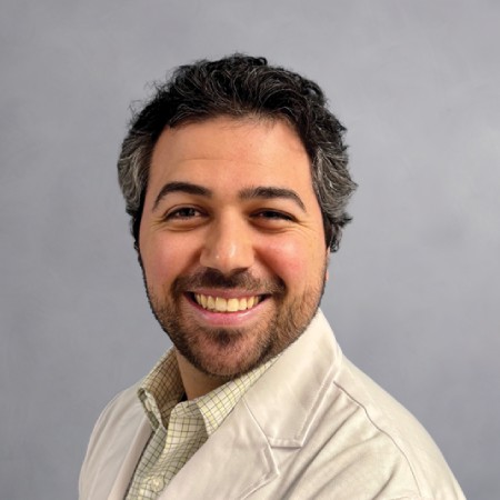 Evan Fischer Headshot